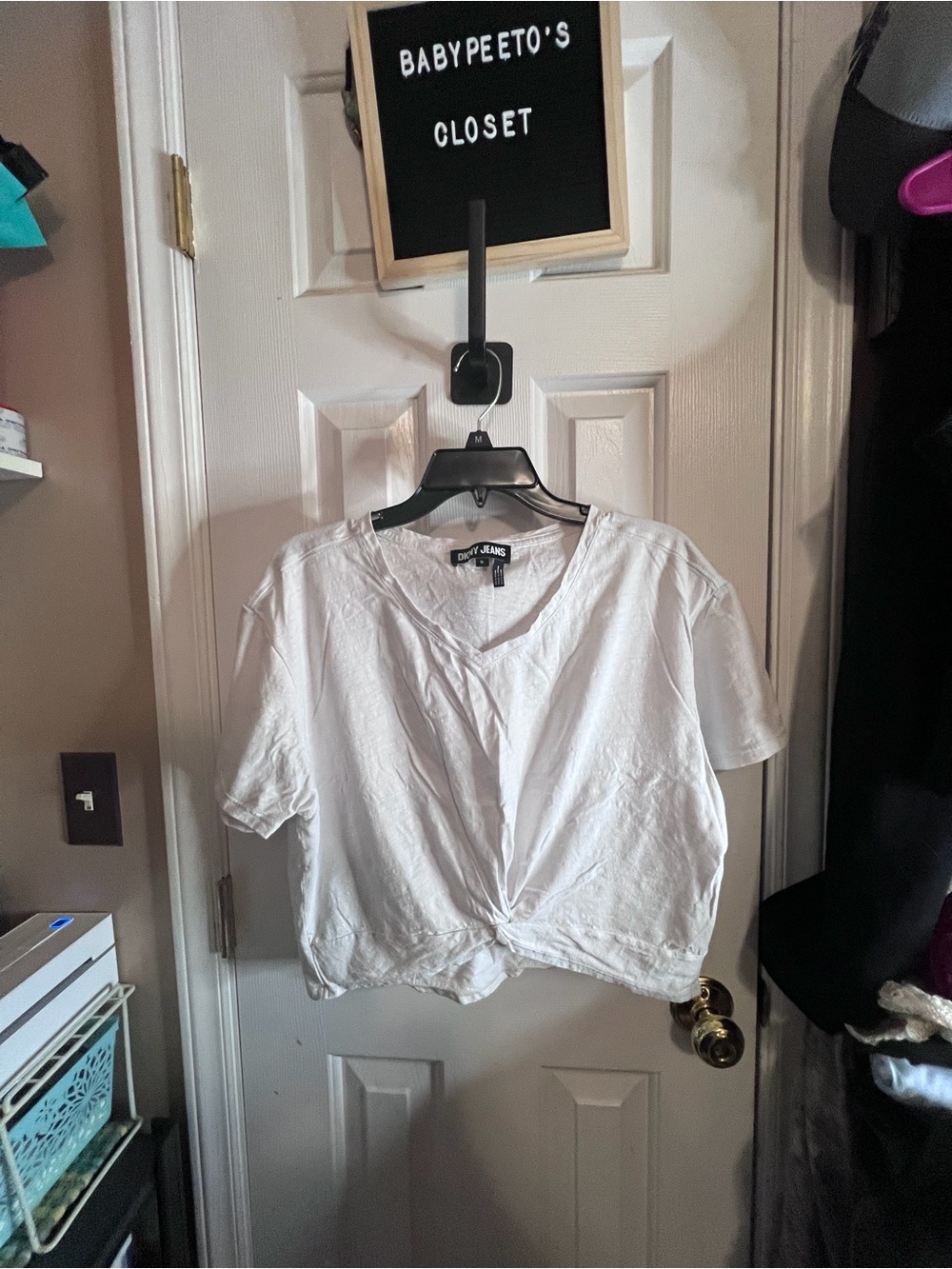 DKNY White Short-Sleeve Twist Front Crop Top